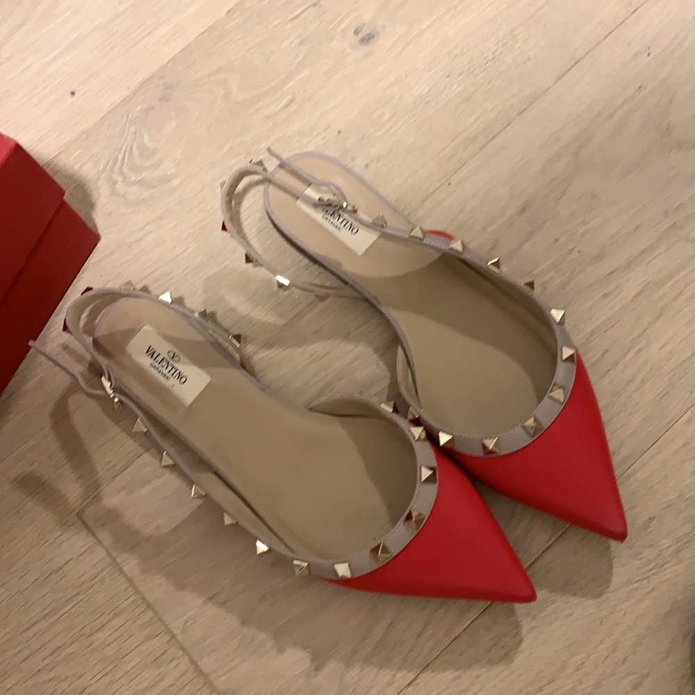 Red Valentino sling backs with gold studs size 38 - Picture 2 of 10